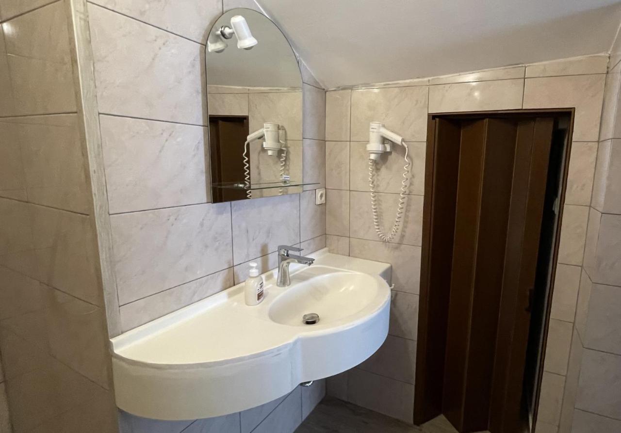 Z House Appartamento Sibiu Esterno foto
